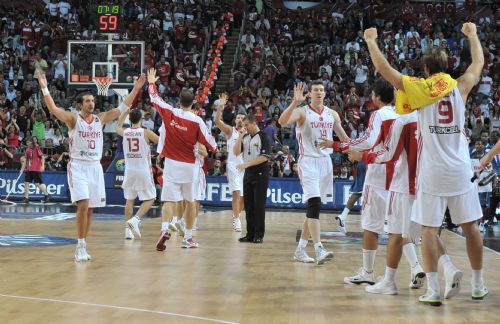 Türkiye çeyrek finalde 