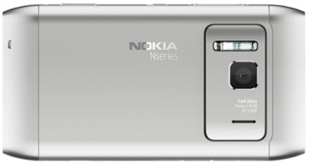 Nokia N8 geliyor!