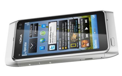 Nokia N8 geliyor!