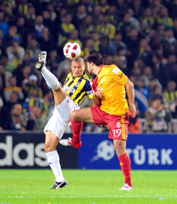 Fenerbahçe - Galatasaray derbisi