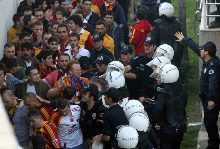 Fenerbahçe - Galatasaray derbisi