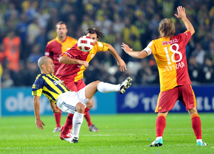 Fenerbahçe - Galatasaray derbisi