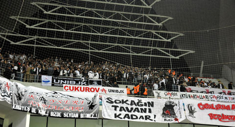 Kartal ağır yaralı