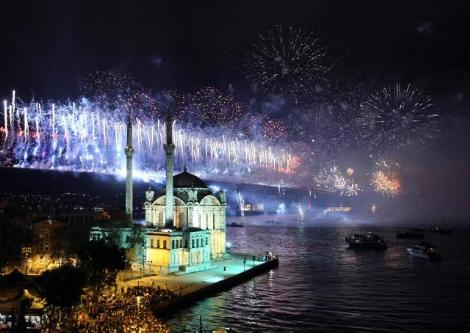 Boğaz'da muhteşem kutlama