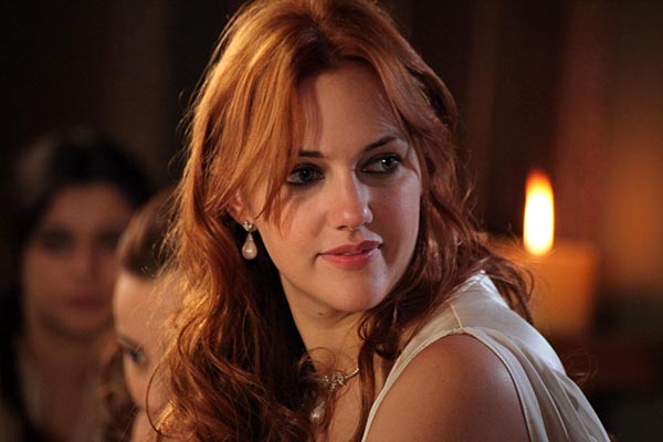 Meryem Uzerli Türkiye'ye dönüyor