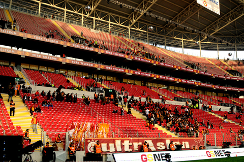 Muhteşem Arena'ya muhteşem açılış