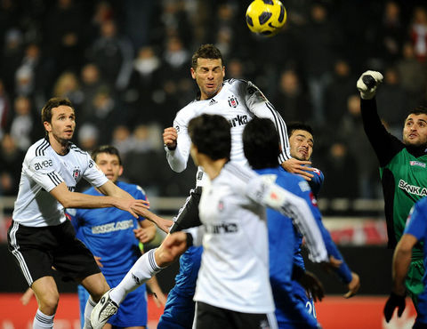 Kartal'ın İnönü'de beş çayı