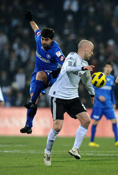 Kartal'ın İnönü'de beş çayı