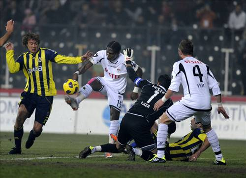 Fener seriye bağladı