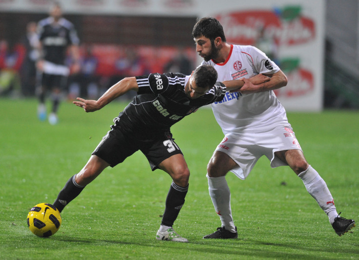 Kartal'a Akdeniz morali