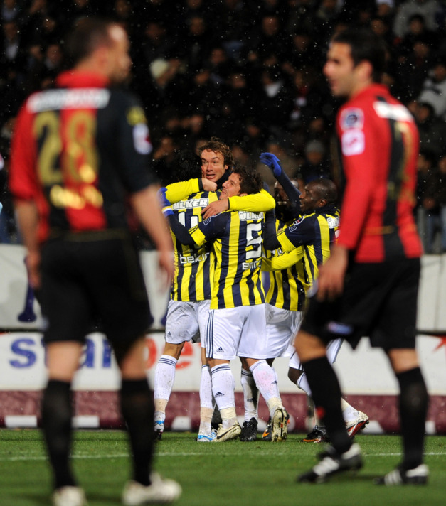 Fener zirveyi sevdi