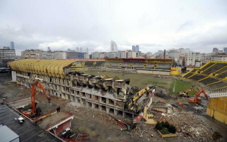 Ali Sami Yen'in yıkımına başlandı