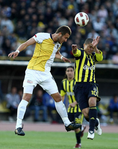 Fener Buca'yı sardı 