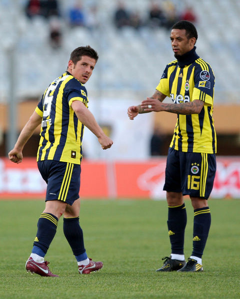 Fener Buca'yı sardı 