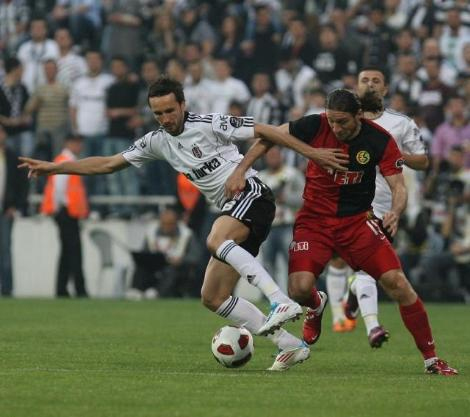 Kartal'ın keyfi yerinde