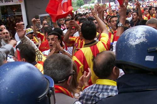 50 fotoğrafla UEFA Kupası zaferi