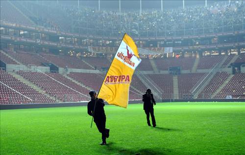 Galatasaray'da 15 futbolcu yolcu