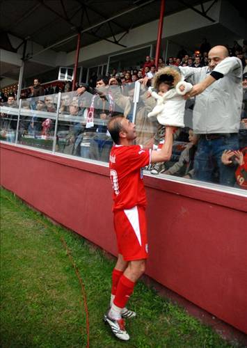 Bir zamanların yıldız futbolcuları