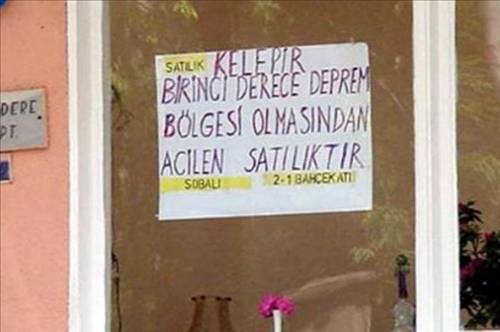 Bu karelere gülmemek elde değil