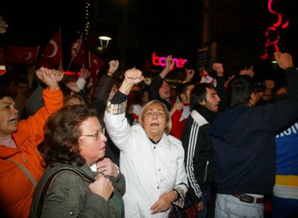 Türkiye ayaklandı!