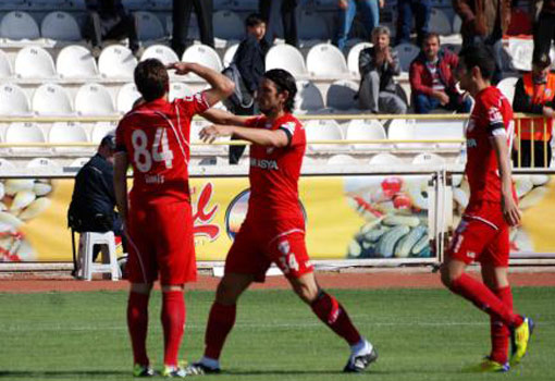 Futbolculara bedelli müjdesi