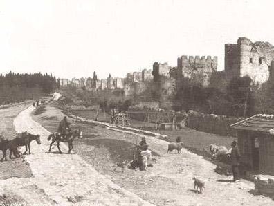 100 yıl önce İstanbul 100 yıl sonra İstanbul 