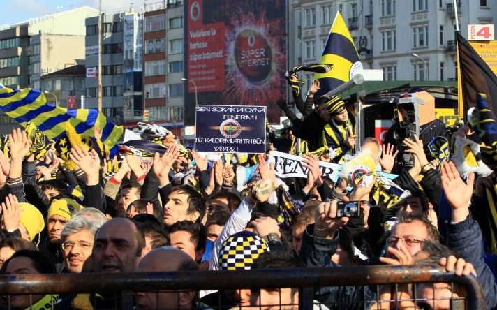 Kadıköy'de Fenerbahçe mitingi