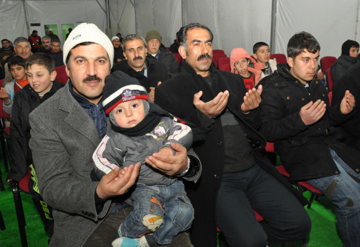 Mevlid Kandili'nde camiler doldu taştı