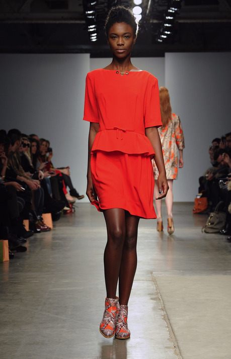 2012 Nem York-Oliver Theyskens defilesi