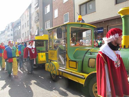 Köln'de Rio karnavalı coşkusu