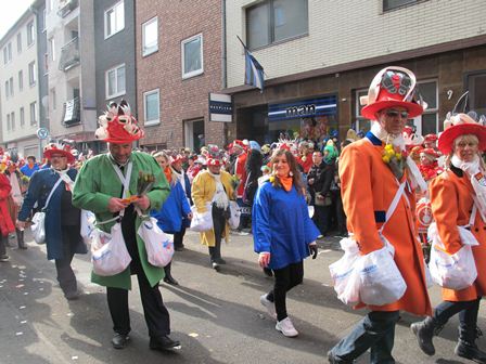 Köln'de Rio karnavalı coşkusu