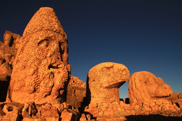 Nemrut Dağı