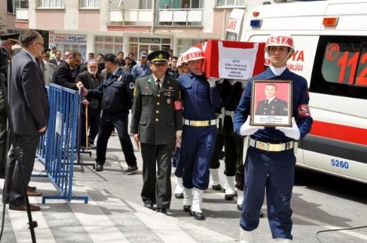 Şehit jandarmalar uğurlandı