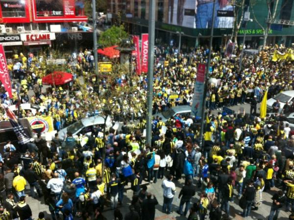 Fenerbahçe-Trabzon maçı öncesi miting