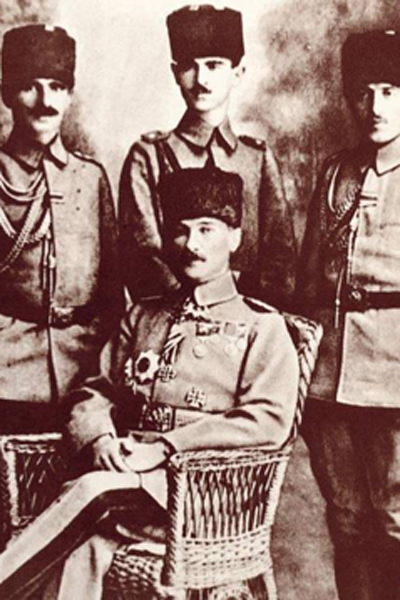 Sultan Vahdettin'in Atatürk'e ettirdiği yemin