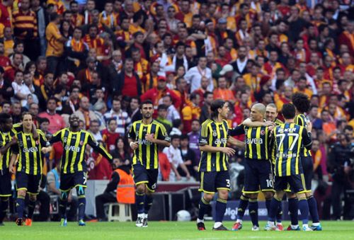 İnternette derbi geyikleri 