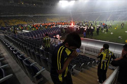 Zorlu derbi sonrası yaşanan olaylar