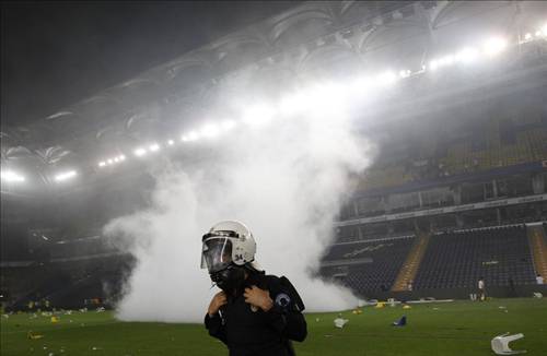 Zorlu derbi sonrası yaşanan olaylar