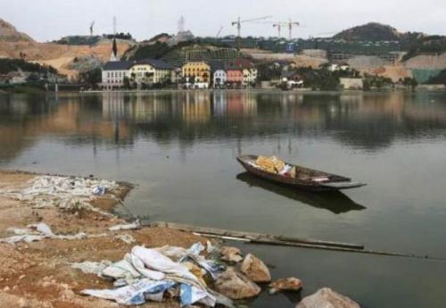 Çin köy kopyaladı