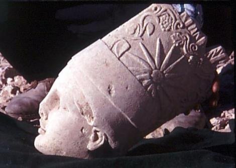 Nemrut Dağı ve Mezarın Sırrı