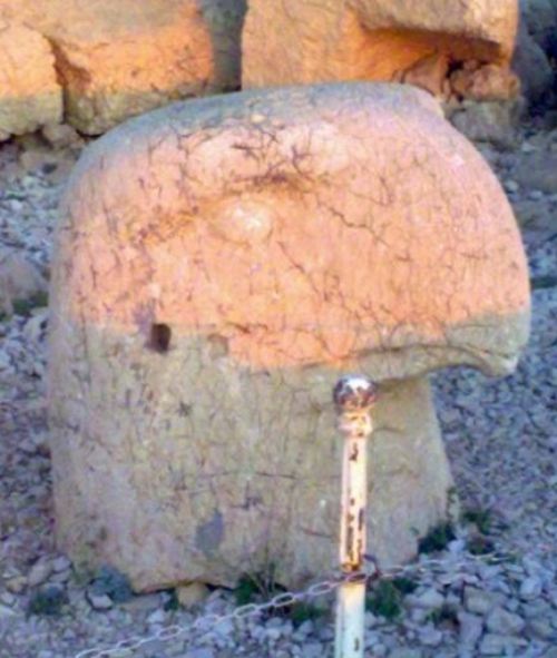 Nemrut Dağı ve Mezarın Sırrı