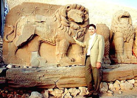 Nemrut Dağı ve Mezarın Sırrı