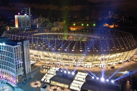 Euro 2012'nin muhteşem stadları