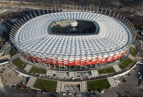 Euro 2012'nin muhteşem stadları