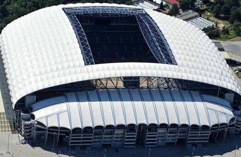 Euro 2012'nin muhteşem stadları