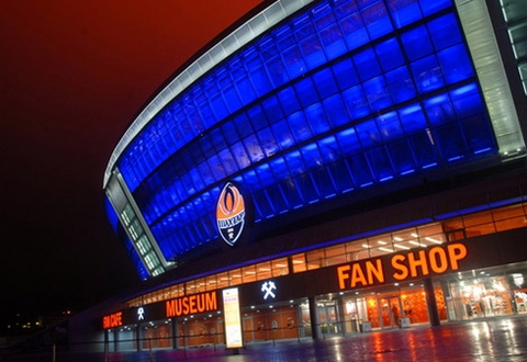 Euro 2012'nin muhteşem stadları