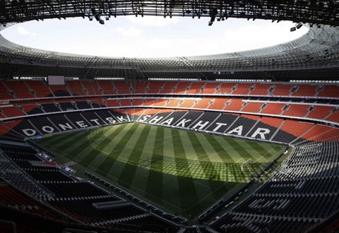 Euro 2012'nin muhteşem stadları