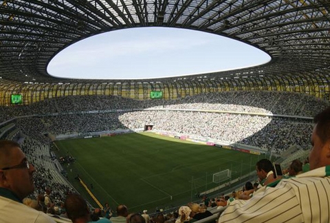 Euro 2012'nin muhteşem stadları