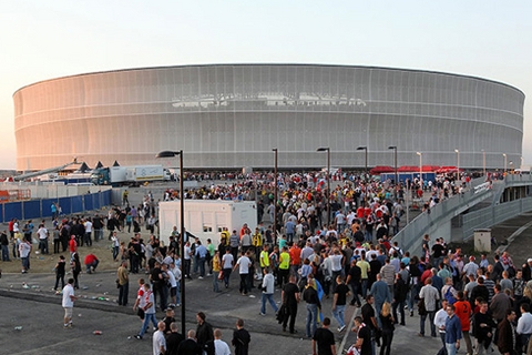 Euro 2012'nin muhteşem stadları