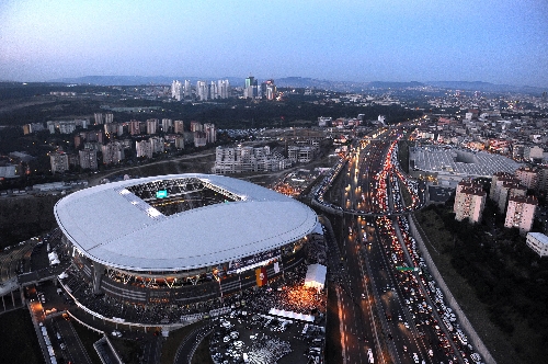 TT Arena’da Türkçe şöleni